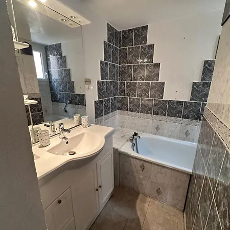 Eureka Zen - Proche Du Village Naturiste * Agde